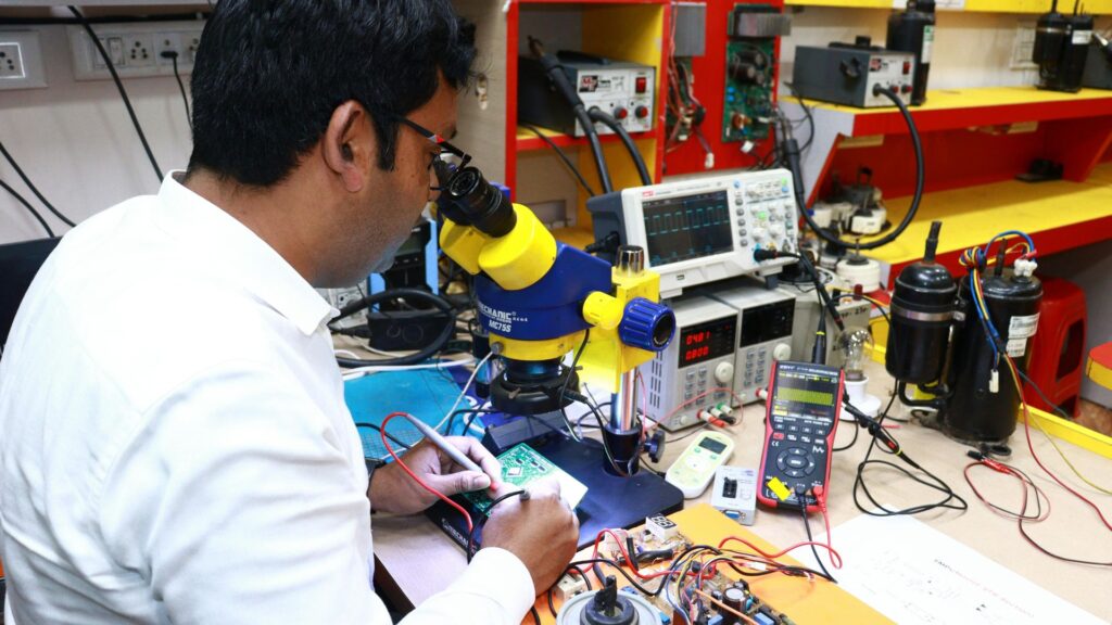 Professional Mobile Phone Repair Training