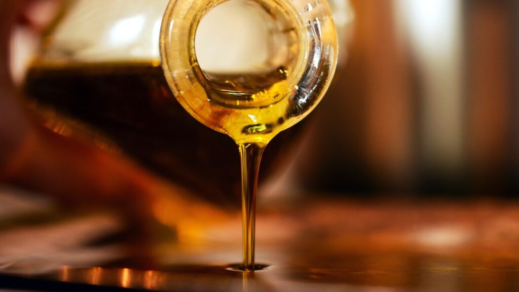 Fundamentals of Essential Oils